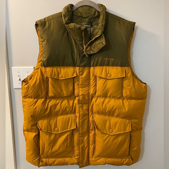 Prana Timber Trail Sleevless puffy down vest size XL. Army green and yellow. - Picture 1 of 6